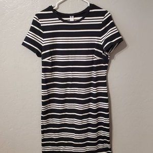 Old Navy Women's Black Striped T-shirt Dress Large